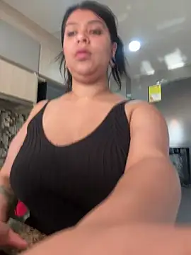 emilyjohanson online show from 02-21-25, 01:55