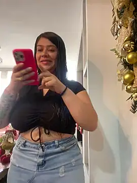 emilyjohanson online show from 12-30-24, 02:51