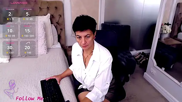 BustyPenellope online show from 09-29-25, 02:51