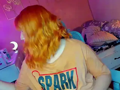 HOTnWILDalice online show from 11-25-25, 02:34