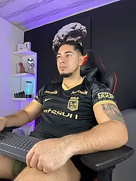 Dimitri Colleman online show from 11-23-25, 07:02