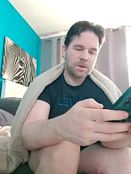 Snapshot of tom_sauwer chatting on 05-06-26, 11:25 tom sauwer online show from 05-06-26, 11:25