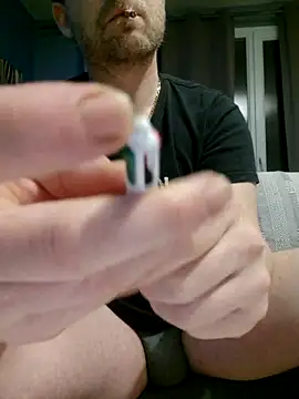 tom sauwer online show from 03-21-26, 01:40