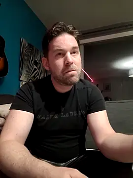 Snapshot of tom_sauwer chatting on 09-22-25, 12:27 tom sauwer online show from 09-22-25, 12:27