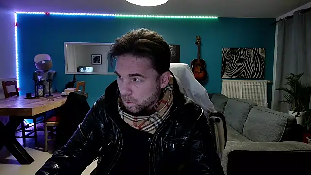 Snapshot of tom_sauwer chatting on 02-26-25, 10:04 tom sauwer online show from 02-26-25, 10:04