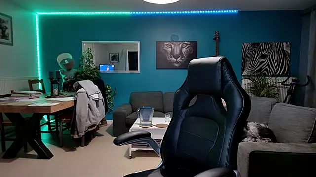 tom sauwer online show from 11-23-25, 10:53