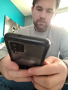 Snapshot of tom_sauwer chatting on 09-16-25, 11:55 tom sauwer online show from 09-16-25, 11:55