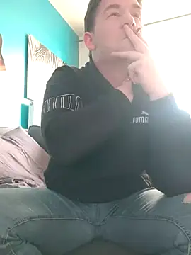 Snapshot of tom_sauwer chatting on 03-06-25, 03:56 tom sauwer online show from 03-06-25, 03:56