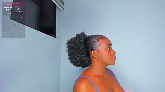 Sofi Smiley online show from 03-22-26, 02:37