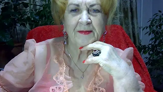 Snapshot of Emma52610 chatting on 01-27-25, 06:09 Emma52610 online show from 01-27-25, 06:09