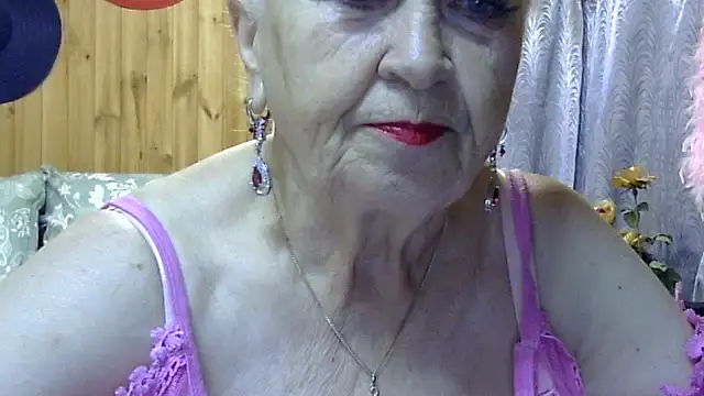 Snapshot of Emma52610 chatting on 10-09-25, 06:58 Emma52610 online show from 10-09-25, 06:58