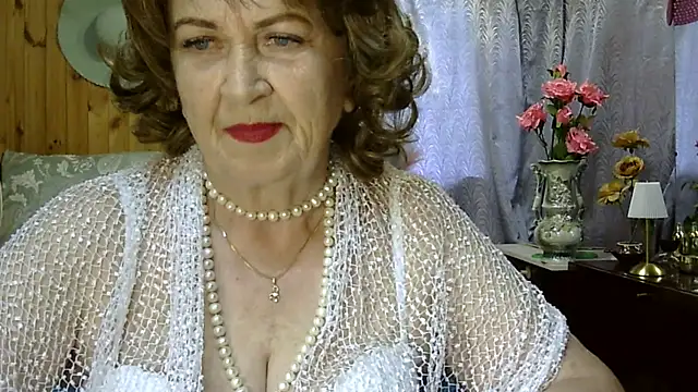 Emma52610 online show from 07-24-26, 11:28