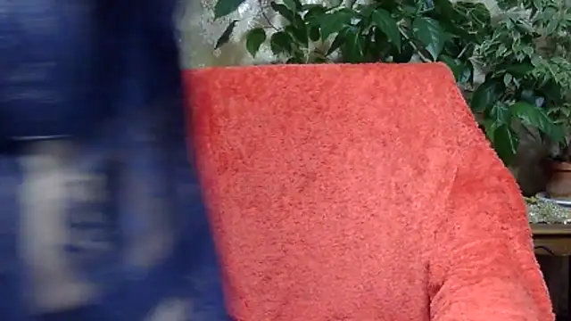 Snapshot of Emma52610 chatting on 03-04-26, 05:42 Emma52610 online show from 03-04-26, 05:42