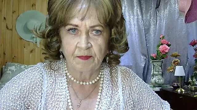 Emma52610 online show from 07-25-26, 04:35