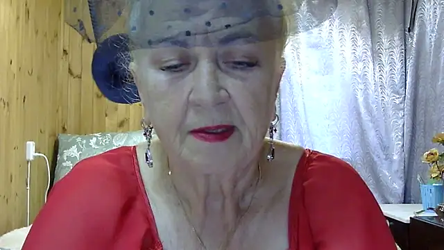 Snapshot of Emma52610 chatting on 10-18-25, 11:23 Emma52610 online show from 10-18-25, 11:23