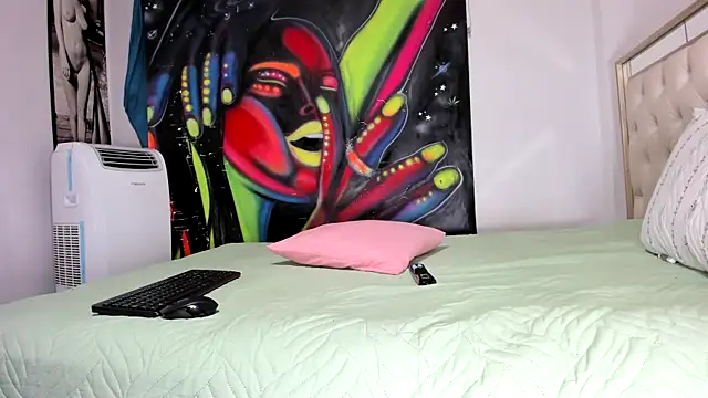 luna sexxy online show from 04-29-26, 03:43