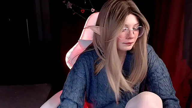 Snapshot of MissToree chatting on 02-25-25, 09:48 MissToree online show from 02-25-25, 09:48