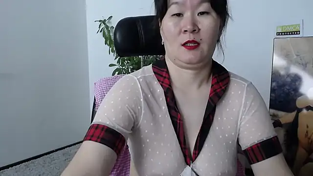 Snapshot of Akira_xx chatting on 10-22-25, 03:28 Akira xx online show from 10-22-25, 03:28