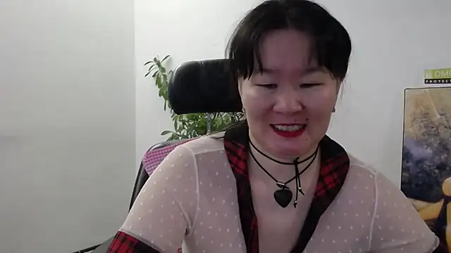 Akira xx online show from 11-24-25, 02:44