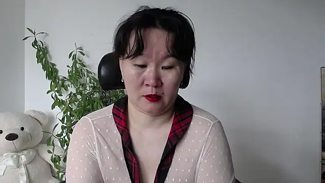 Akira xx online show from 05-16-26, 01:04