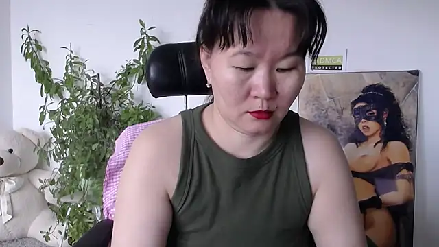 Akira xx online show from 04-11-26, 12:40