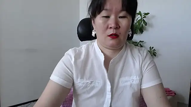 Snapshot of Akira_xx chatting on 09-26-25, 02:29 Akira xx online show from 09-26-25, 02:29