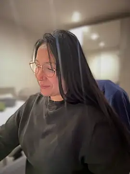 DannaaMeliza online show from 02-26-25, 02:16