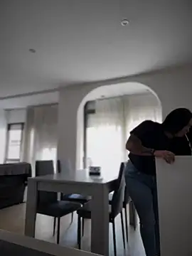 DannaaMeliza online show from 01-25-25, 12:37