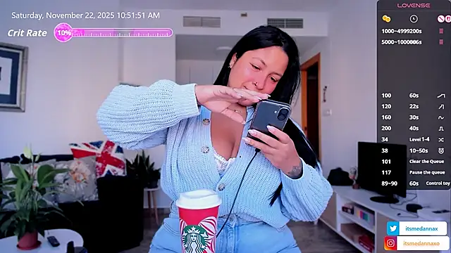 DannaaMeliza online show from 11-22-25, 09:52