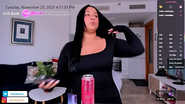 DannaaMeliza online show from 11-25-25, 03:12