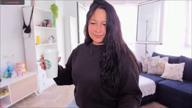 DannaaMeliza online show from 10-22-25, 09:31