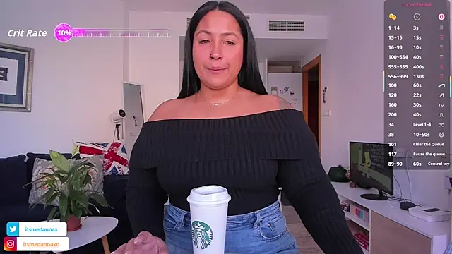 DannaaMeliza online show from 11-26-25, 12:38