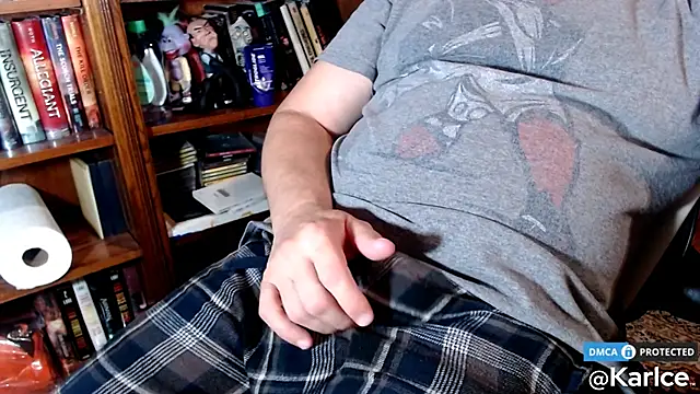 karlce online show from 11-30-25, 04:02