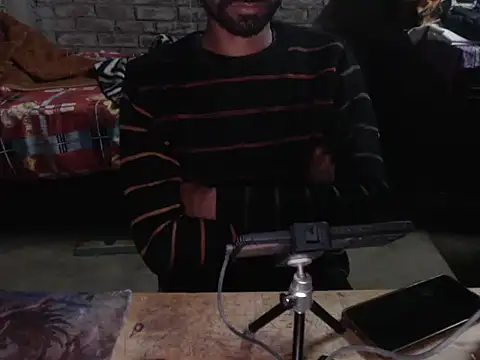 Snapshot of ThethunderPo chatting on 02-07-26, 03:20 ThethunderPo online show from 02-07-26, 03:20