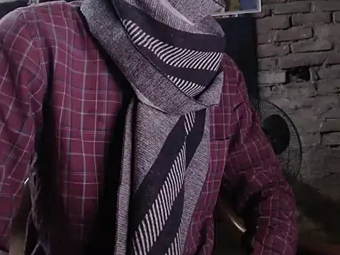 Snapshot of ThethunderPo chatting on 02-21-25, 01:33 ThethunderPo online show from 02-21-25, 01:33