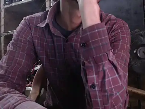 Snapshot of ThethunderPo chatting on 02-21-25, 09:24 ThethunderPo online show from 02-21-25, 09:24