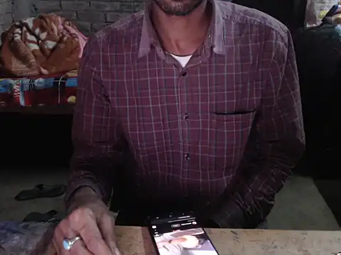 ThethunderPo online show from 12-18-25, 03:16