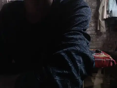 Snapshot of ThethunderPo chatting on 09-22-25, 03:34 ThethunderPo online show from 09-22-25, 03:34