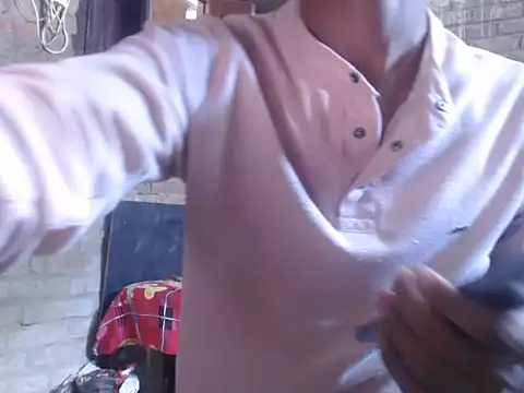 Snapshot of ThethunderPo chatting on 10-06-25, 07:31 ThethunderPo online show from 10-06-25, 07:31