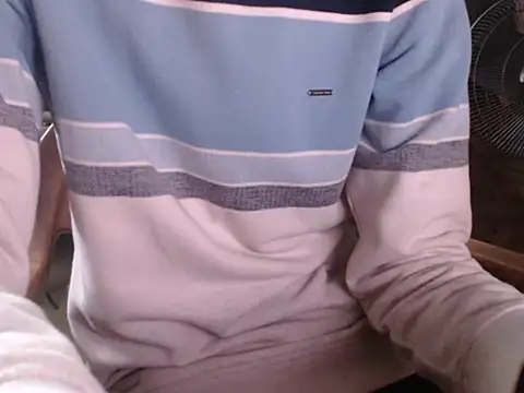 Snapshot of ThethunderPo chatting on 02-28-25, 01:37 ThethunderPo online show from 02-28-25, 01:37