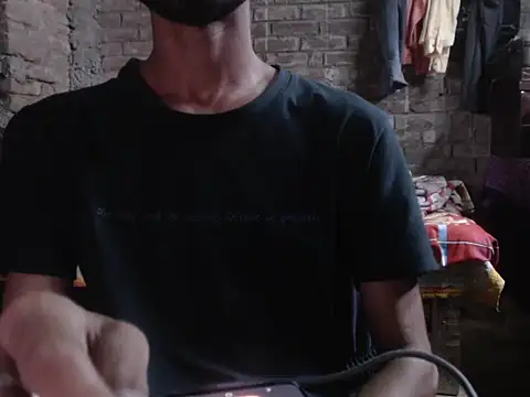 Snapshot of ThethunderPo chatting on 10-30-25, 02:21 ThethunderPo online show from 10-30-25, 02:21