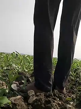 Snapshot of ThethunderPo chatting on 02-05-26, 05:47 ThethunderPo online show from 02-05-26, 05:47