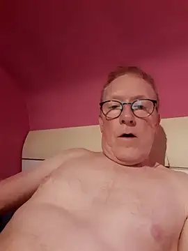 Snapshot of Lush4Love chatting on 02-16-25, 08:10 Lush4Love online show from 02-16-25, 08:10