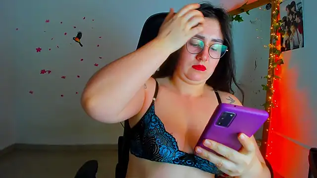 Susan Foxx online show from 10-21-25, 07:24