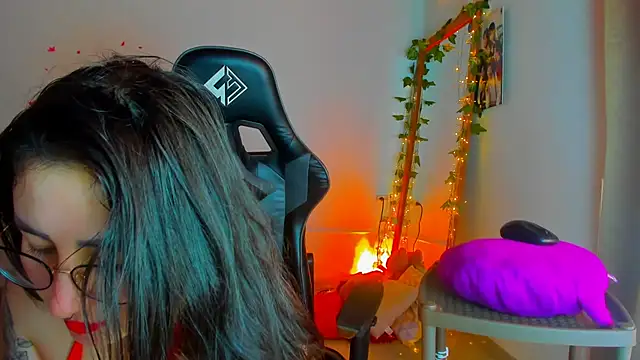 Susan Foxx online show from 11-09-25, 06:56