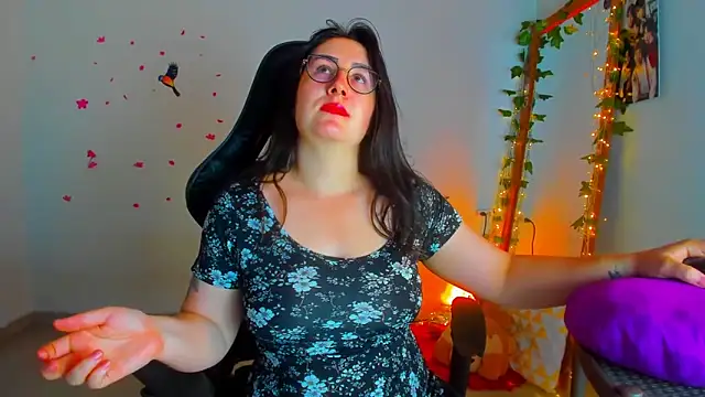 Susan Foxx online show from 11-08-25, 07:39