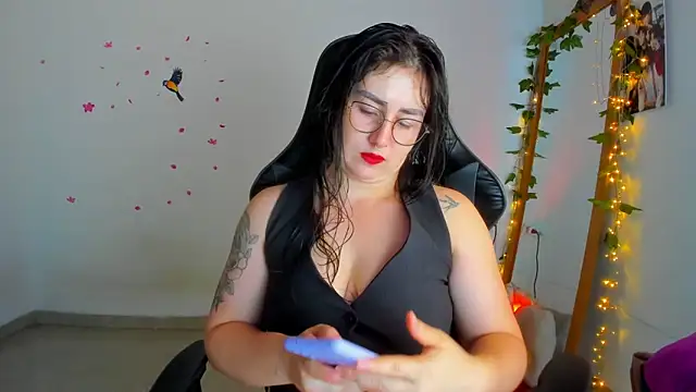 Susan Foxx online show from 02-10-26, 05:56