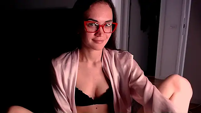 EvelynGG online show from 03-04-26, 11:40