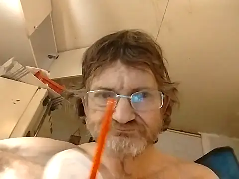 ROBERT0516 online show from 10-22-25, 04:12