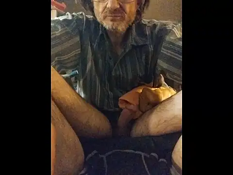 ROBERT0516 online show from 10-20-25, 11:00